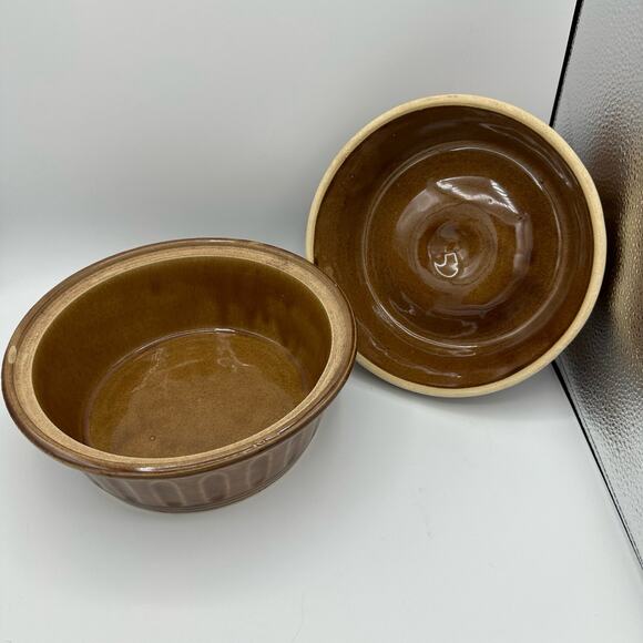 Vintage USA Stoneware Lidded Dish 2 Qt  Oven Proof Marked USA Possibly McCoy - Picture 7 of 9